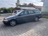 Volvo V40 1.9D Diesel | TÜV 11/2026 | Lede... - Volvo V40 mit Diesel-Antrieb: 1.9