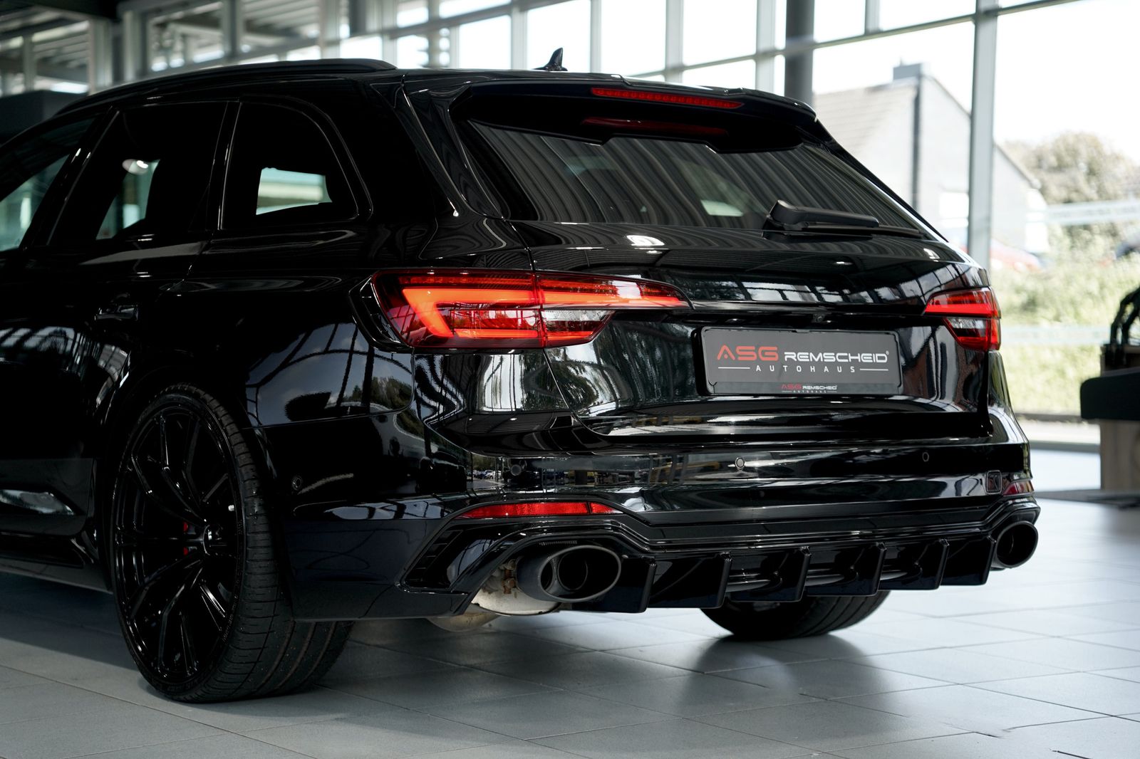 Audi Rs4