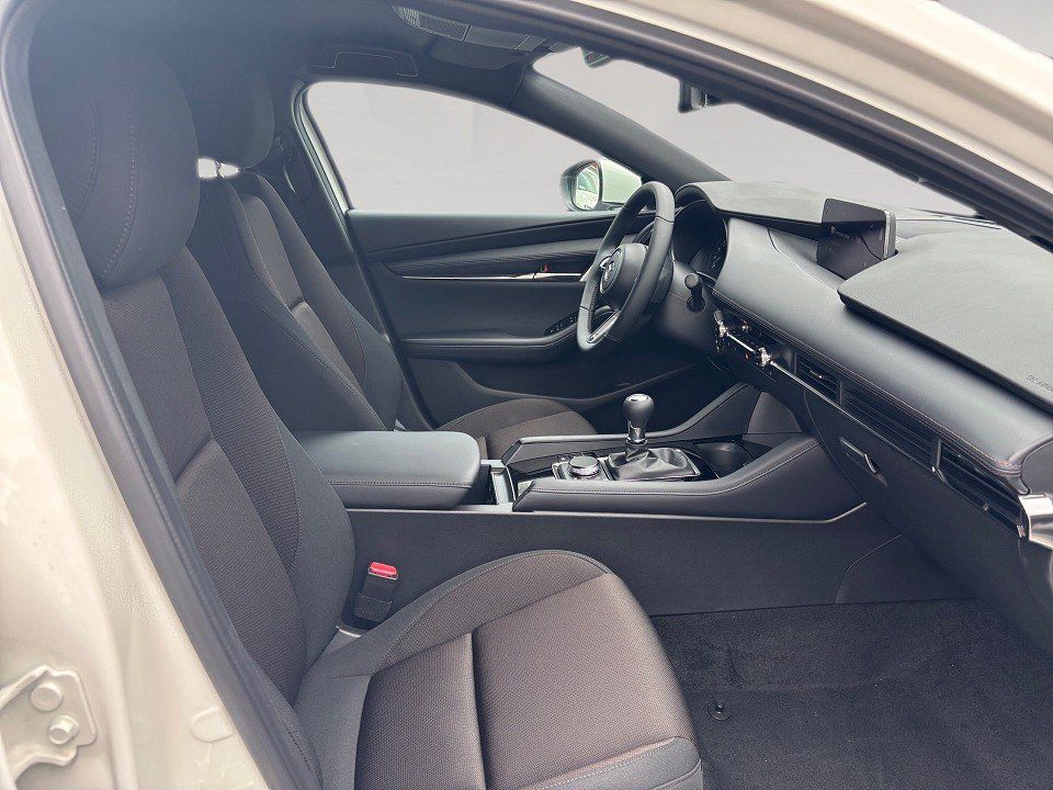 Fahrzeugabbildung Mazda 3 2.5i 140PS Exclusive-Line