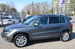 VW Tiguan 2.0 FSI Leder Navi Pano 18Zoll DSG AHK