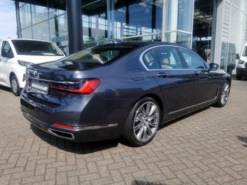BMW 740 - 3