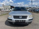 Volkswagen Passat Lim. Trendline - gebrauchte VW Passat aus dem Jahr 2001