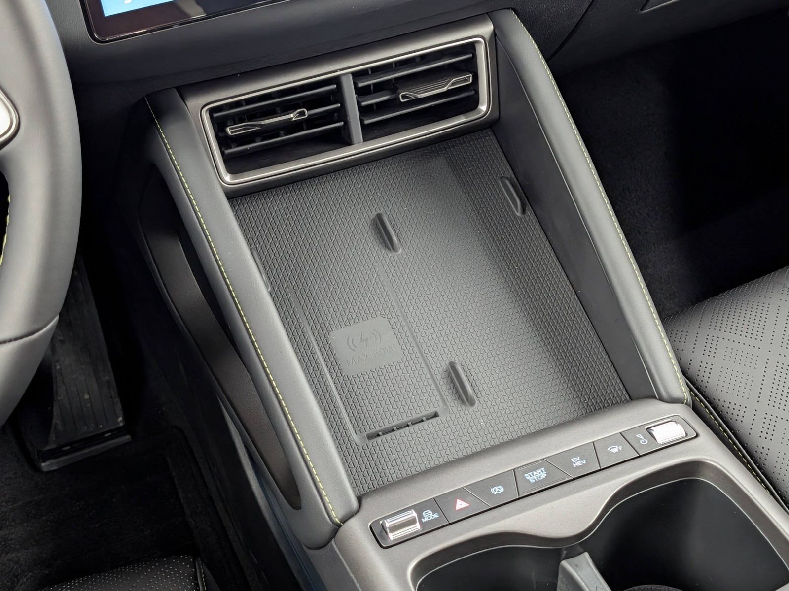 BYD ATTO 2 DM-i Boost Glasdach SHZ Kamera – Bild 17