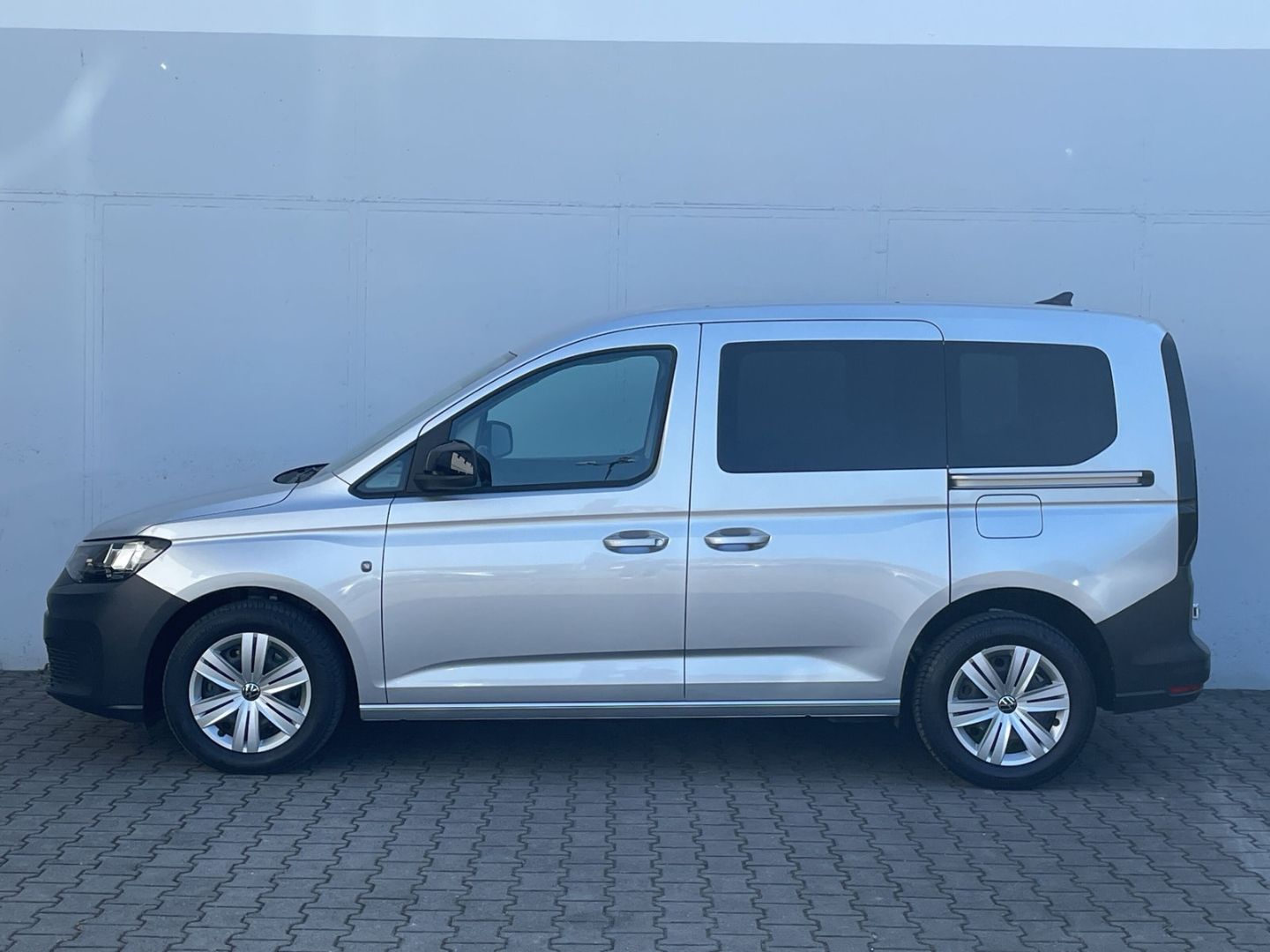 Caddy 1.5 TSI DSG App-Connect/GRA/PDC vo+hi/DAB