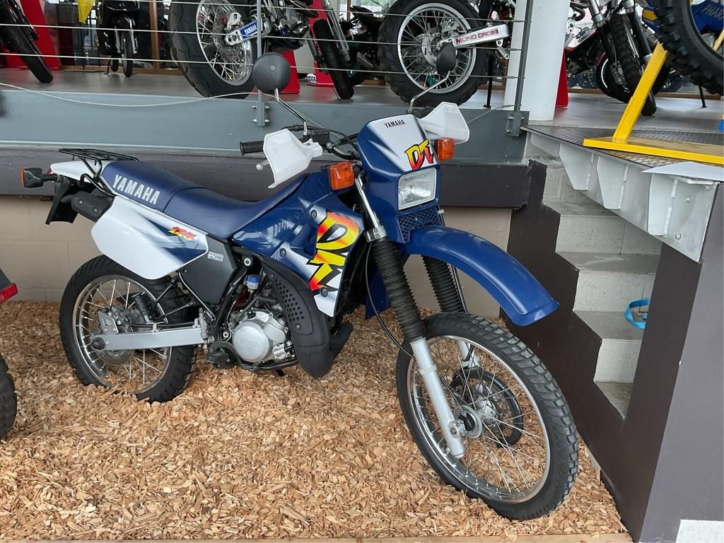 Yamaha DT125R 