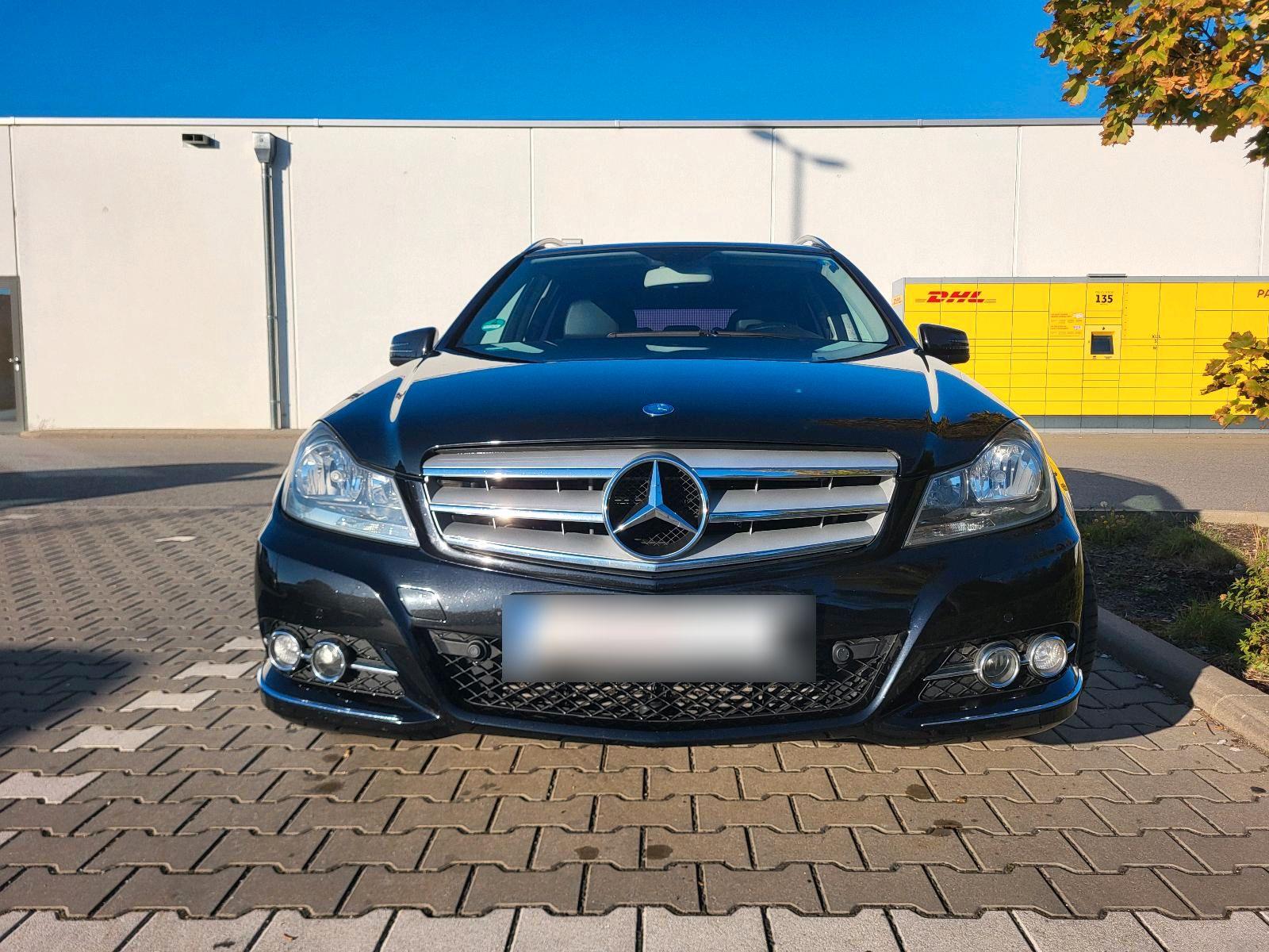 Mercedes-Benz 220 2012 — photo 6