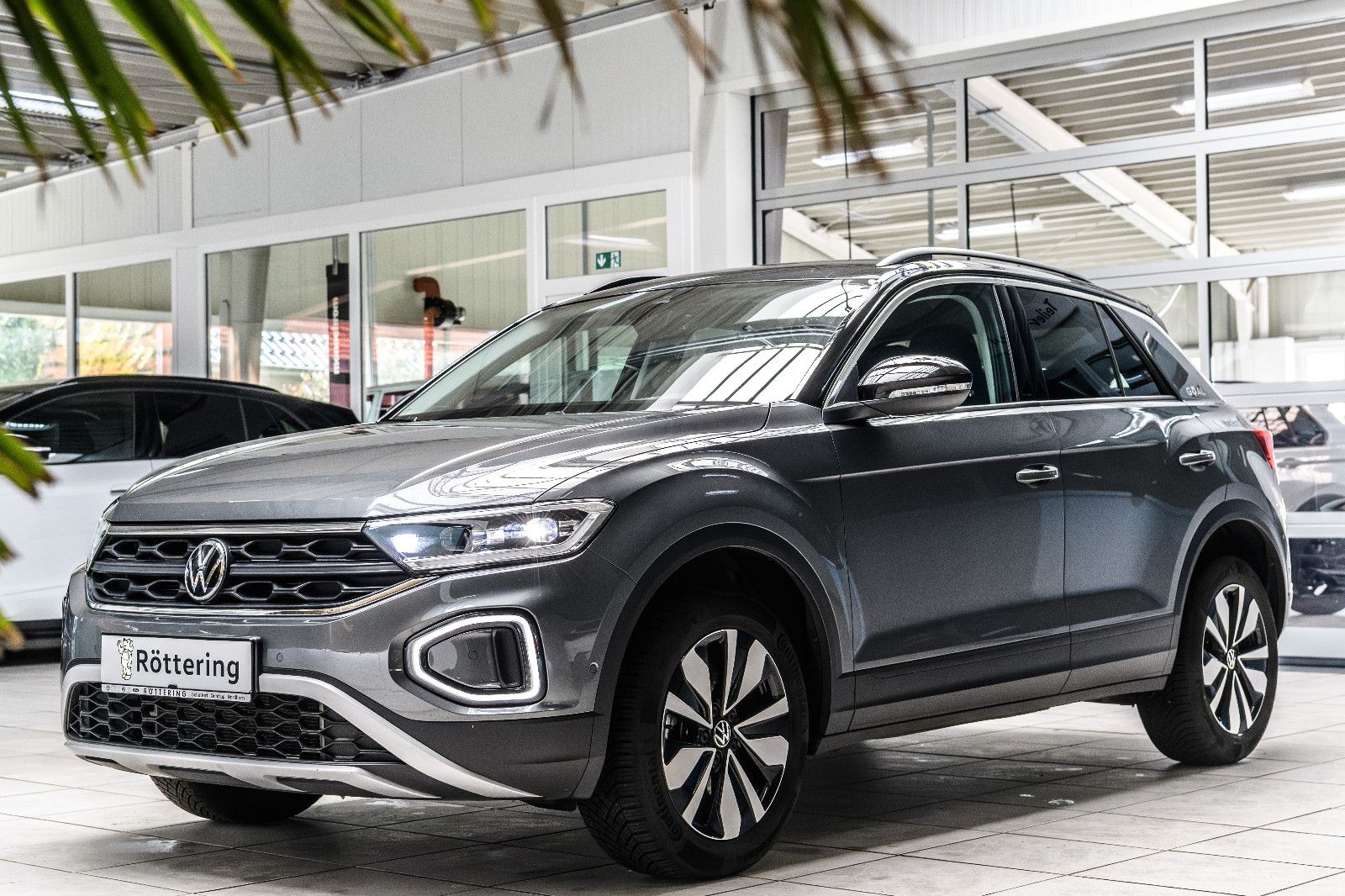 Fahrzeugabbildung Volkswagen T-Roc Goal+LED+AHK+NAVI+SHZ+ACC+GJR+SIDE.ASS