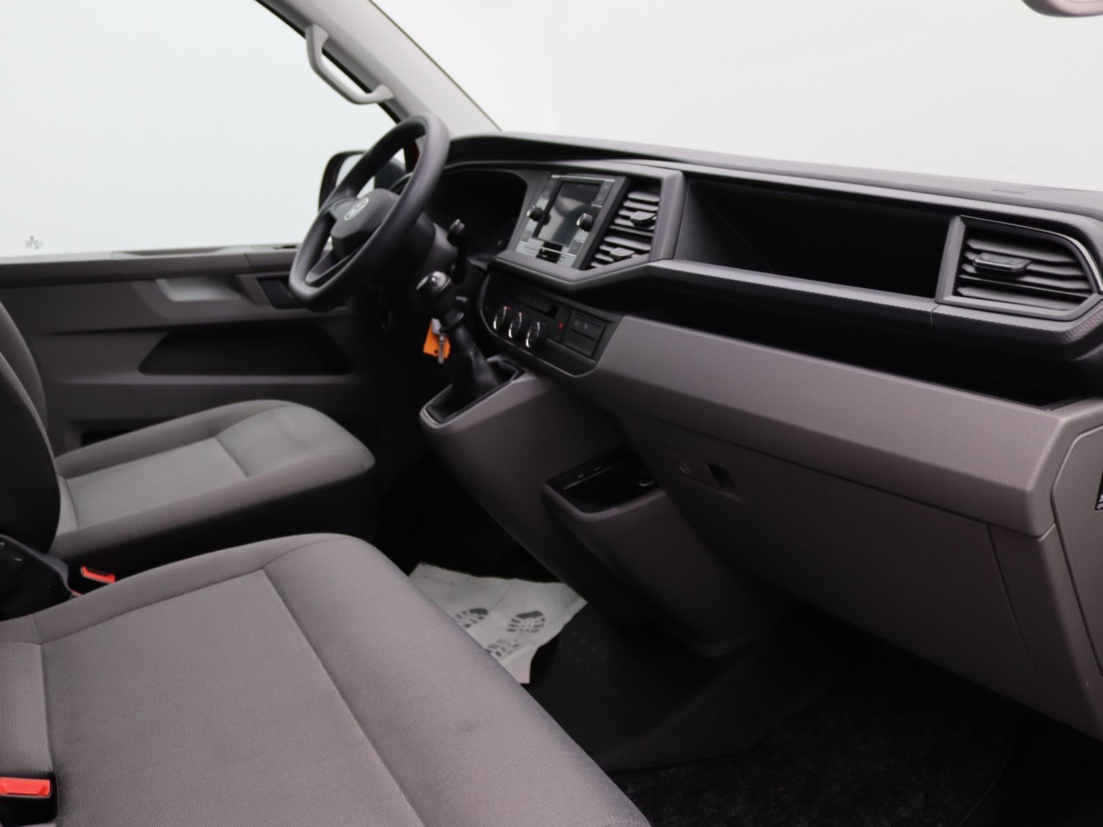 Volkswagen T6 Kombi - Bild 20