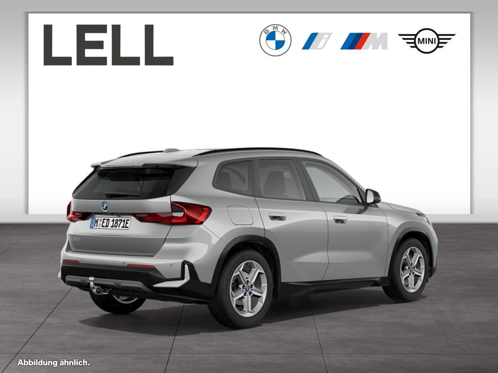BMW iX1 xDrive30 Head-Up DAB LED Pano.Dach AHK Shz imagem 2