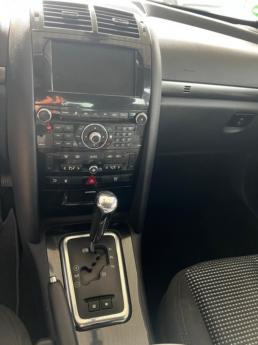 Peugeot 407 2010 — photo 7