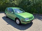 Volkswagen Golf 1.4 Basis  - Volkswagen Golf aus 1999: Golf4