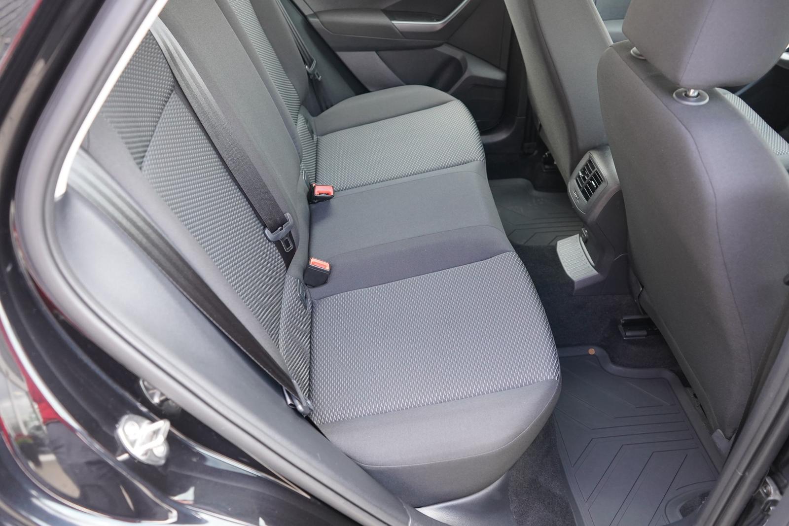 Volkswagen T-Roc 1.0 Basis Sitzheizung Klimaaut. DAB PDC, миниатюра 29