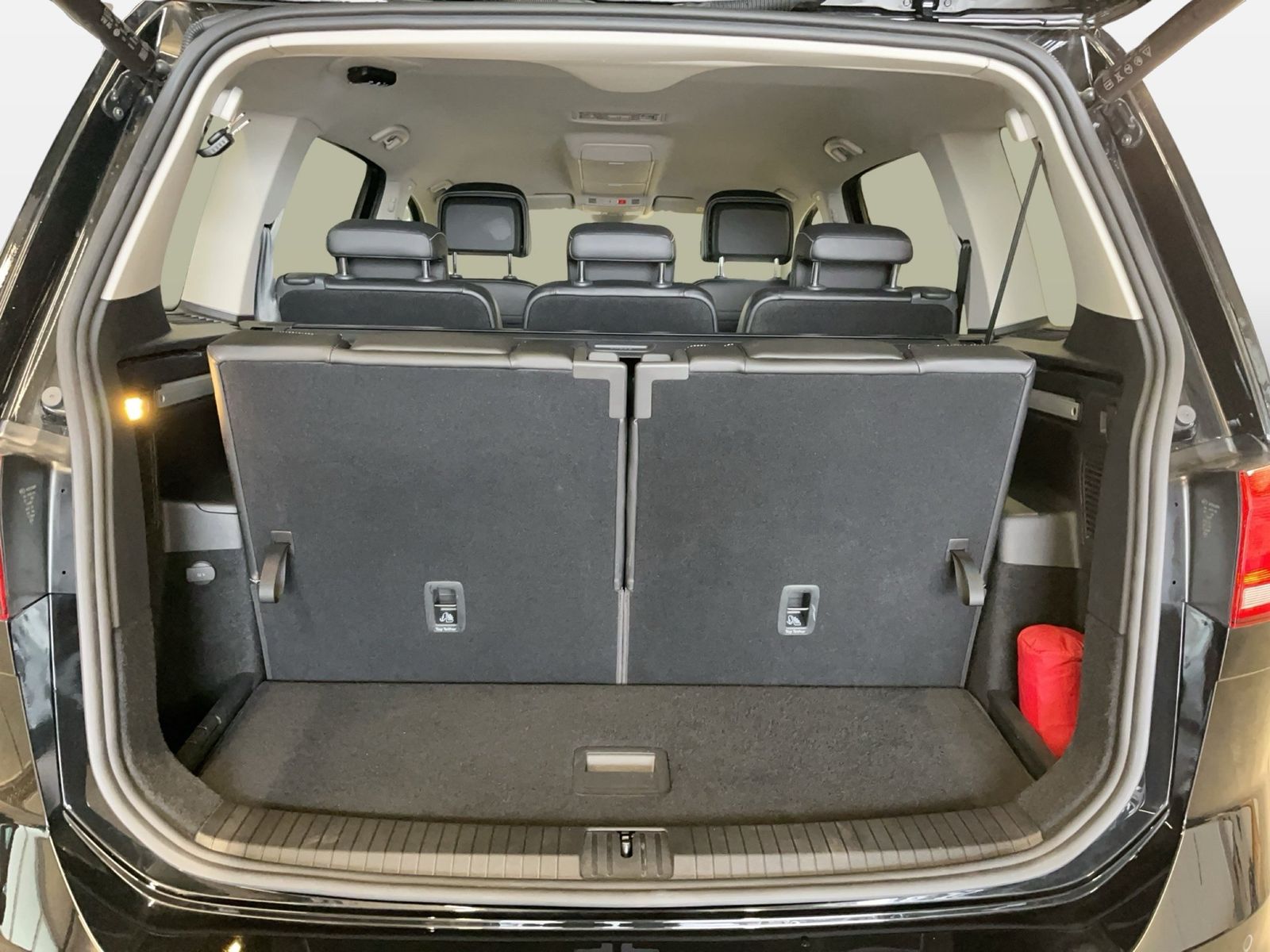 Volkswagen Touran - Bild 14