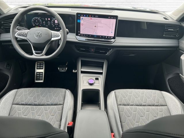 Fahrzeugabbildung Volkswagen Tiguan ENERGY 2.0 TSI 4MOTION 204 PS DSG