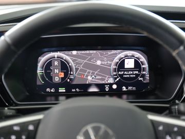 Volkswagen Caddy Maxi eHYBRID DSG STYLE AHK 7SITZE 5J GAR.