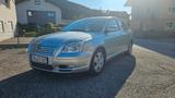 Toyota Avensis 1.8-l-VVT-i Executive Executive - gebrauchte Toyota Avensis aus dem Jahr 2003