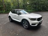 Volvo XC40 T3 R Design R Design - Volvo XC40 von privat