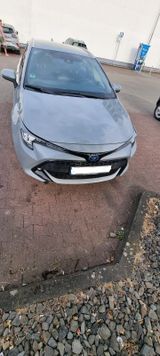 Toyota Corolla 2,0 Hybrid Business Edition Touring ... - Toyota Corolla: Business Edition
