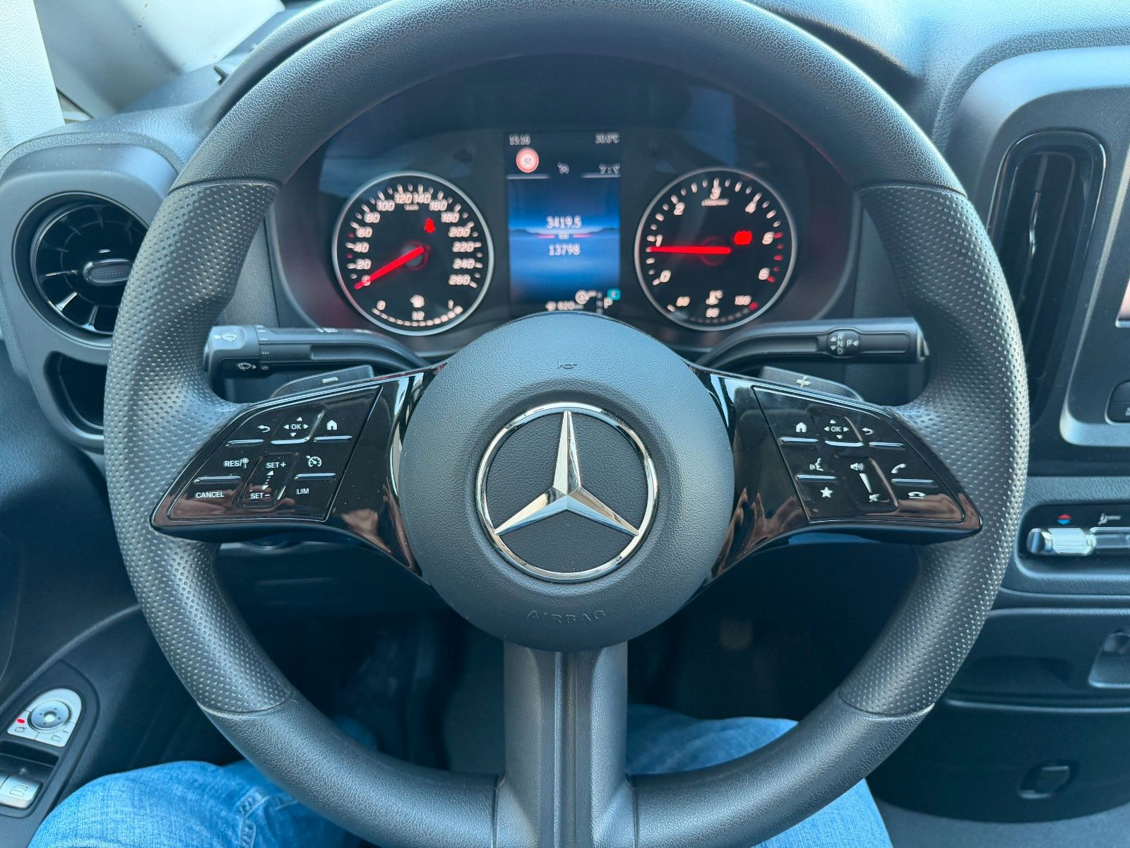 Fahrzeugabbildung Mercedes-Benz Vito 116 CDI Extral Klima AHK2,5 Kamera
