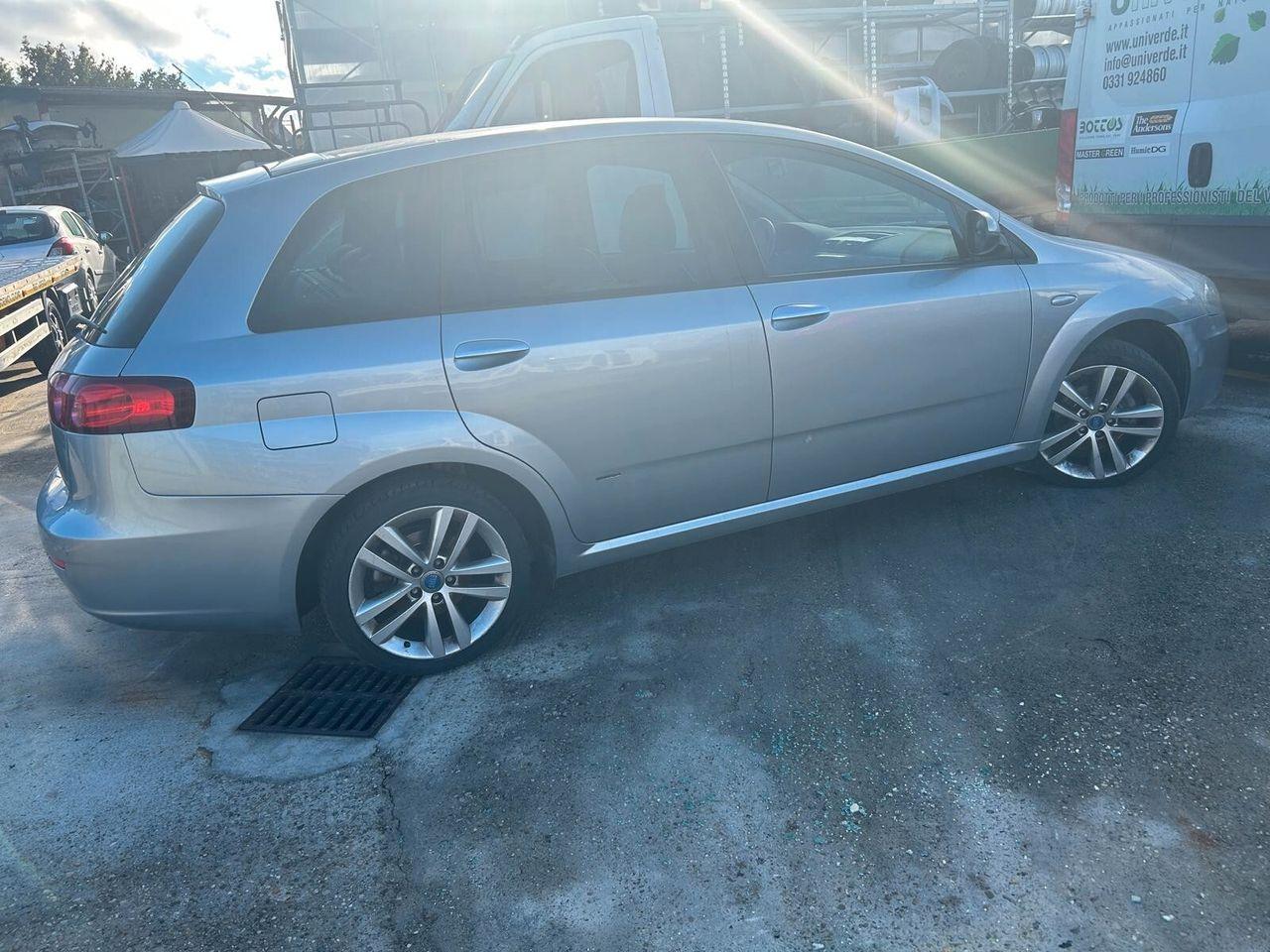 Fiat Croma 2006 — rear view