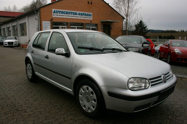 Volkswagen Golf 1.4 Special "Tüv neu"