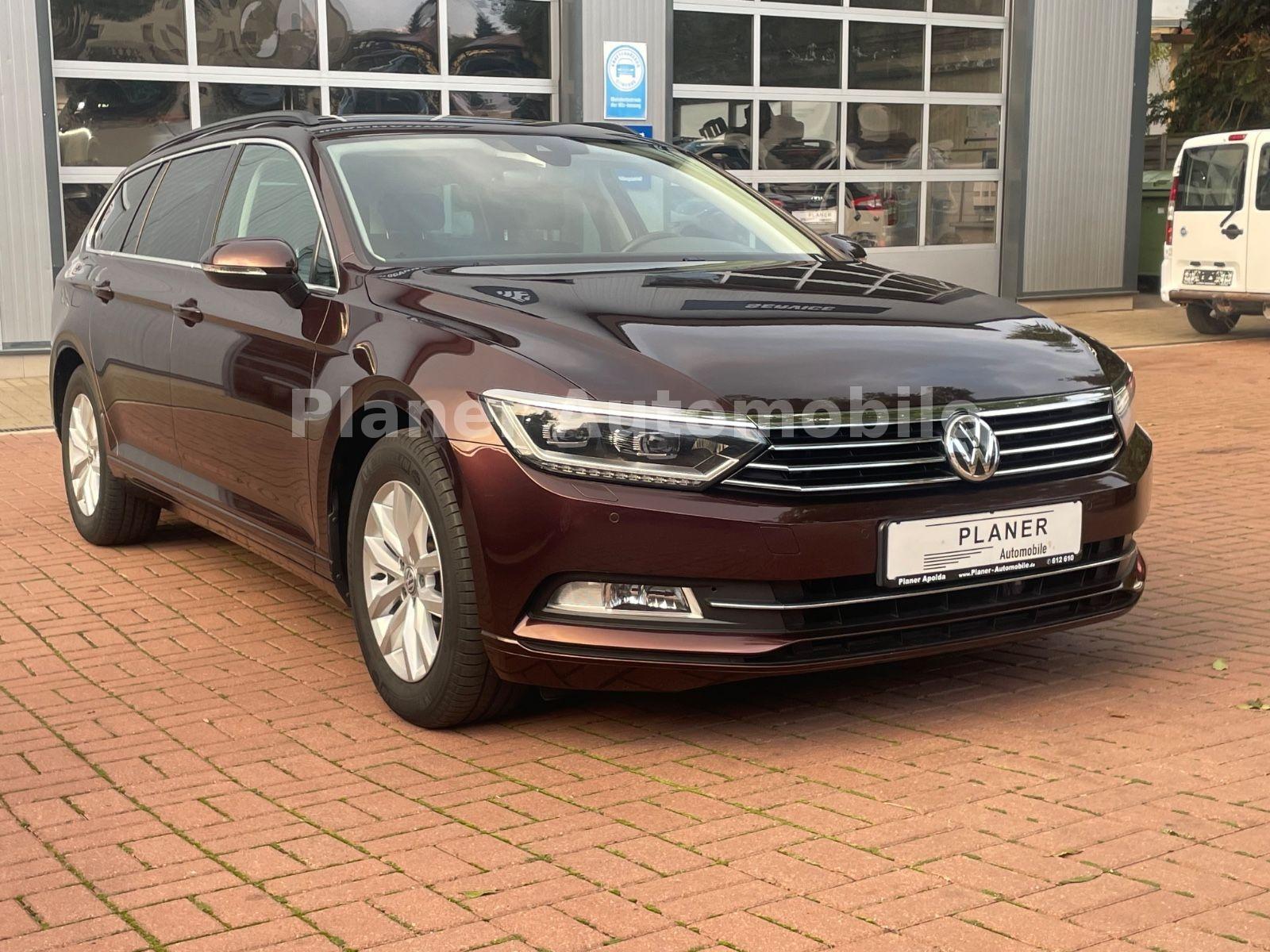 Volkswagen Passat Variant 1. Hand LED Standh. Navi HU neu