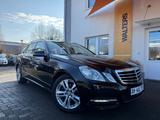 Mercedes-Benz E 220 CDI T-Modell Avantgarde=Schiebdach-Xenon-= - Mercedes-Benz E 220 Gebrauchtwagen in Lübeck