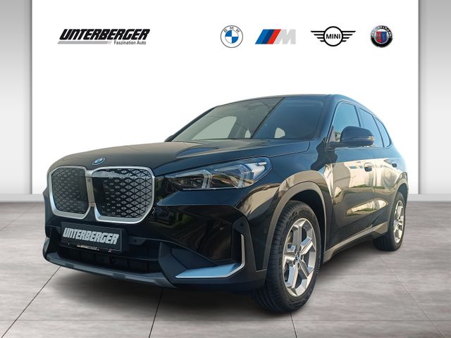 BMW iX1 eDrive20 DAB LED RFK Komfortzg. SHZ