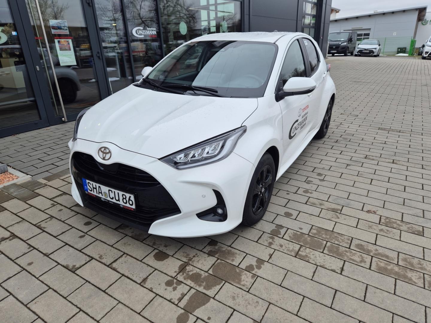 Toyota Yaris 1,5 Hybrid Teamplayer Smartphone Komp.