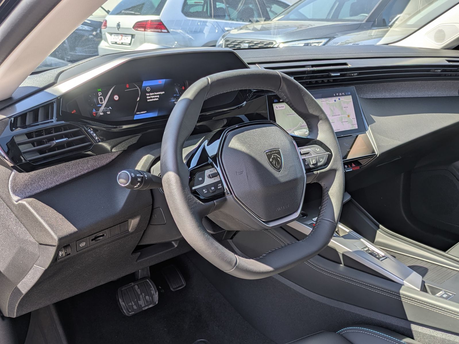 Fahrzeugabbildung Peugeot 308 Allure 1.2 AHK*360°KAMERA*ACC*LED*GARANTIE