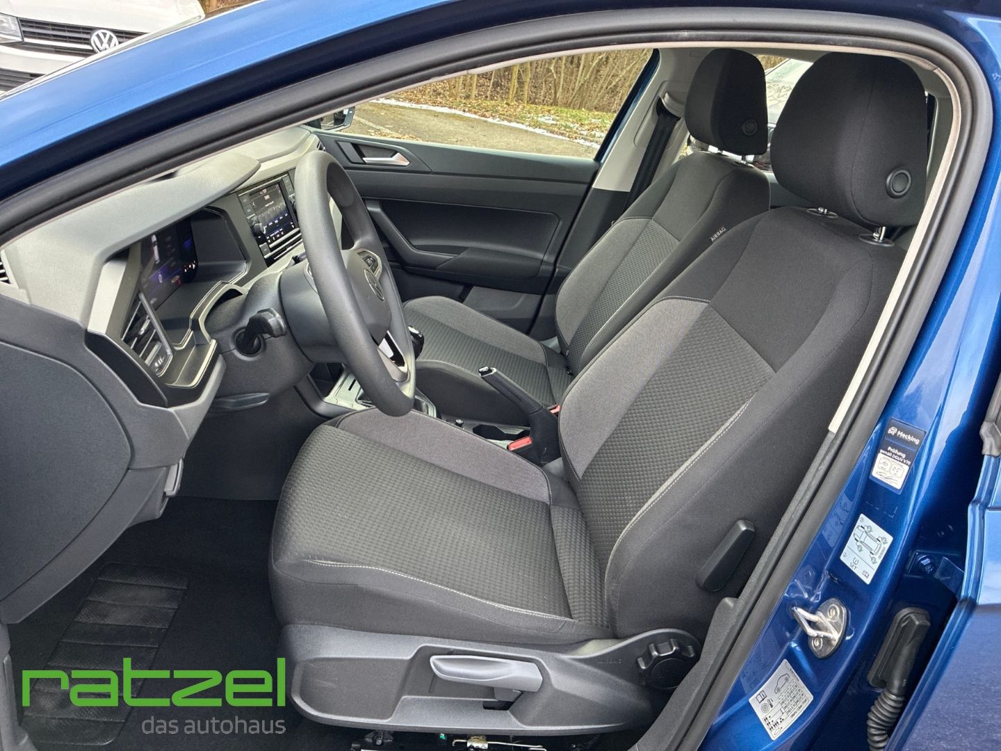 Fahrzeugabbildung Volkswagen Polo VI Basis 1.0 Digitales Cockpit LED