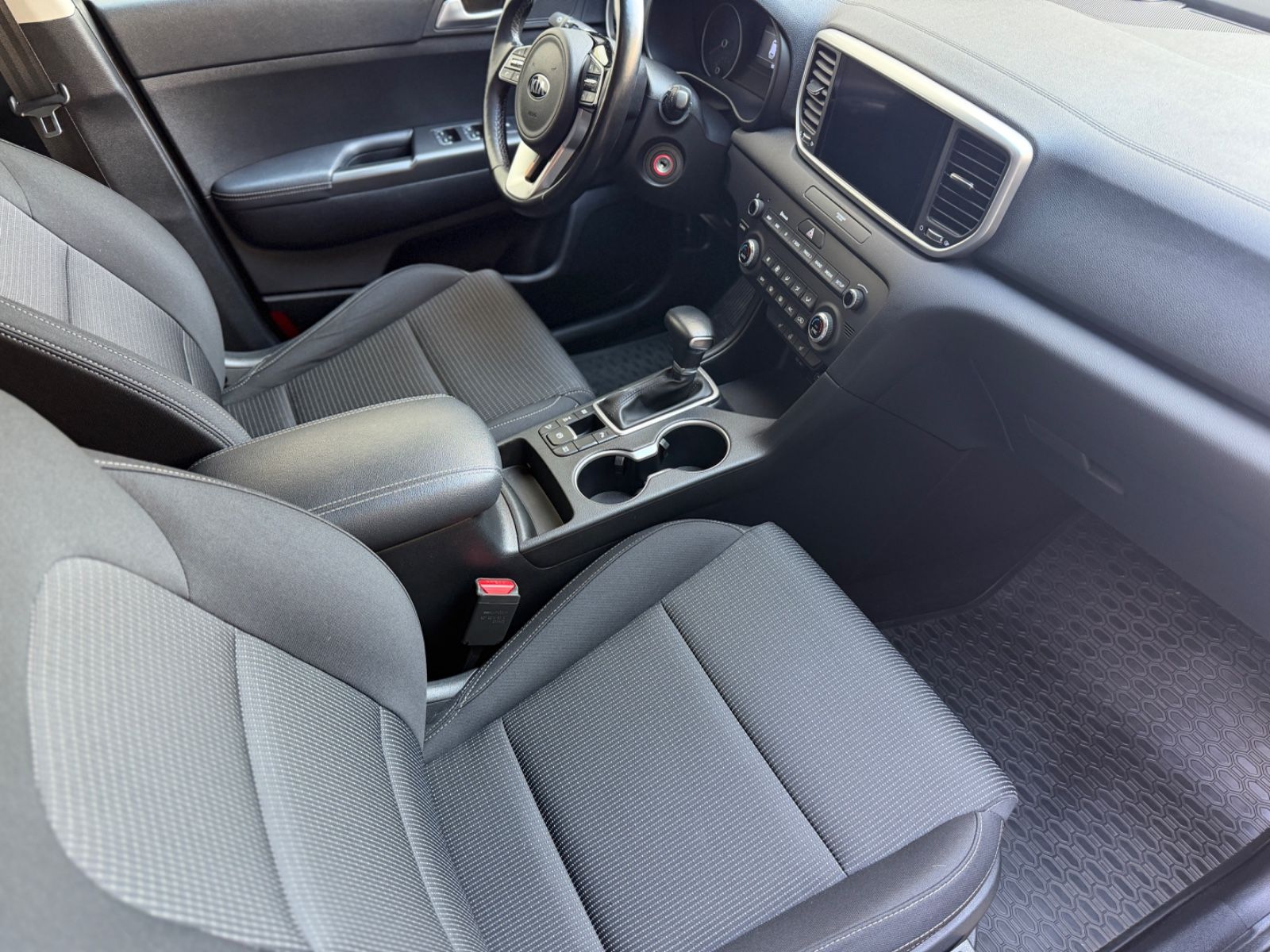 Kia Sportage Vision 4x4 / SHZ / ACC / 360* KAMERA foto 12