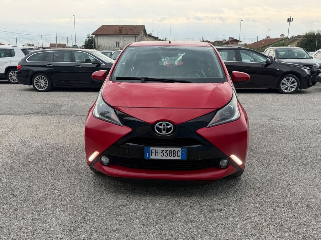 Image of Toyota Aygo (X)