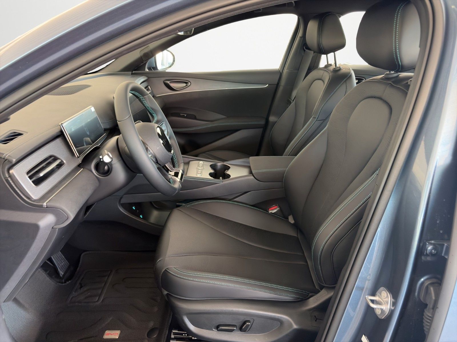 BYD SEAL 6