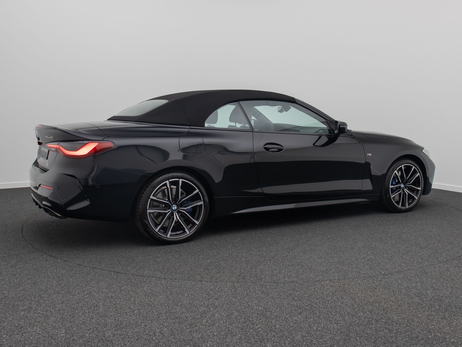 Fahrzeugabbildung BMW M440i xD 360° H/K Komfort HUD DAB Leder 19Zoll
