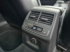 AUDI RS4 Avant 2.9 TFSI quattro erst 47Tkm Misanorot AUDI RS4 Avant 2.9 TFSI quattro erst 47Tkm Misanorot