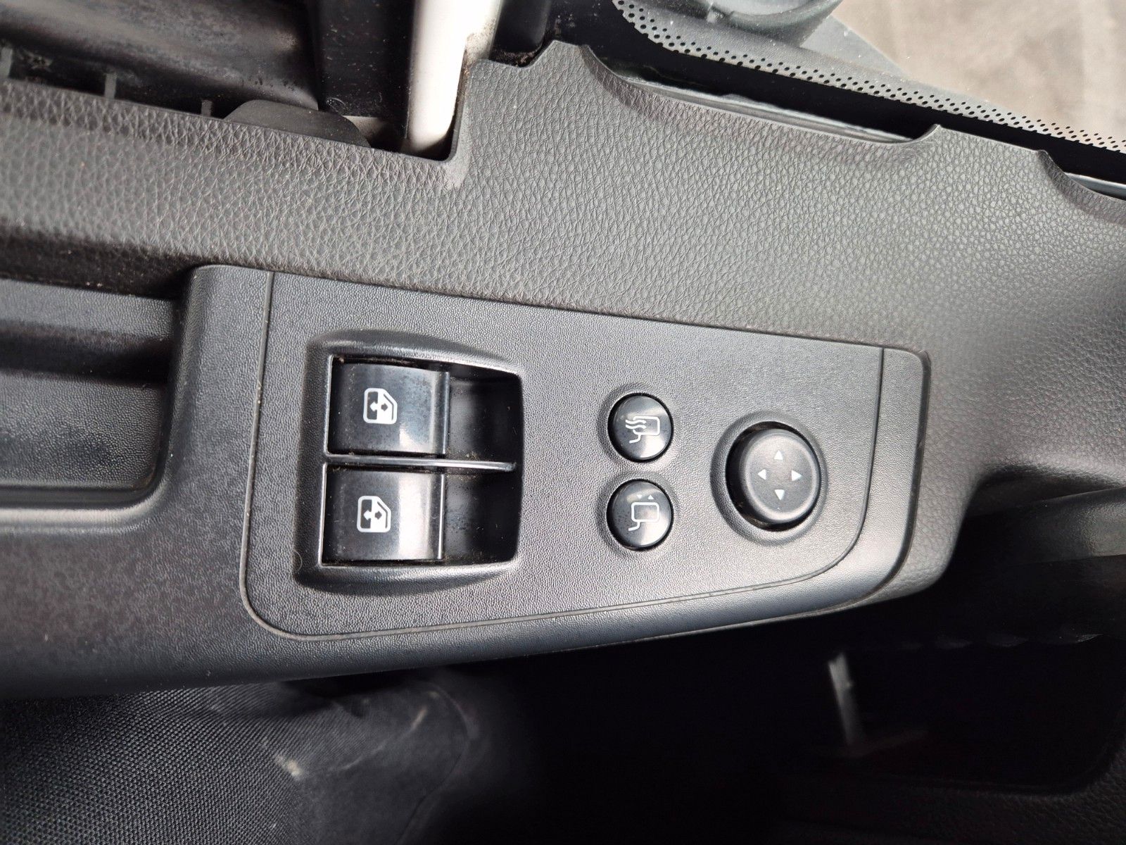 Fahrzeugabbildung Iveco Stralis 460NP LNG Intarder 3 Stück