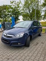 Opel Zafira B 1,9 CTDI  Baujahr 2007  7-S... - Opel Zafira in Chemnitz
