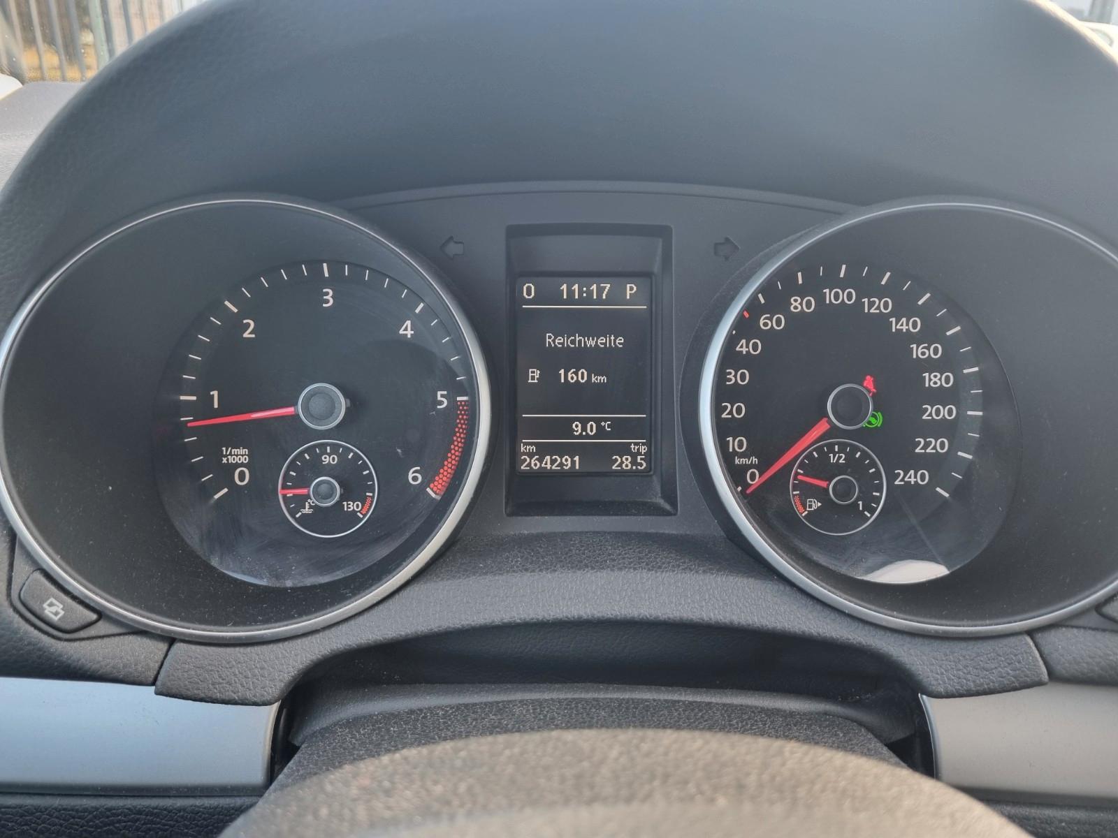 Volkswagen Golf 2010 — photo 14