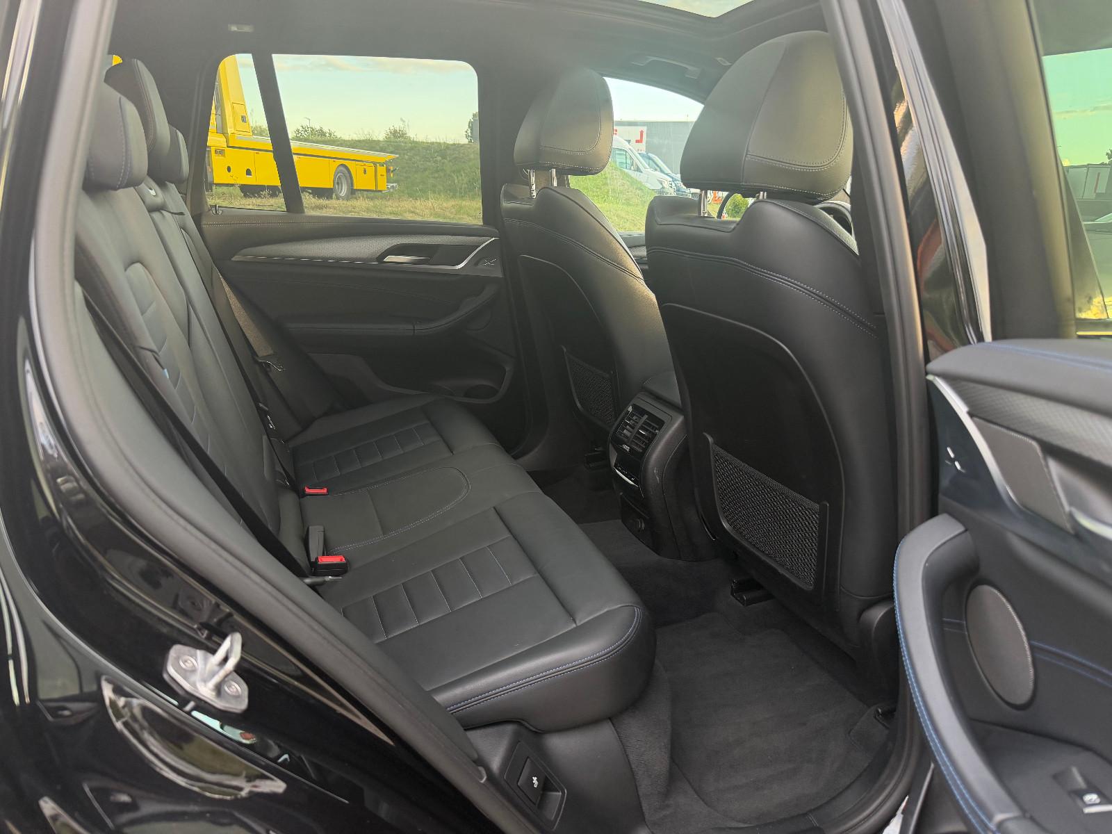 BMW X3 M40i Sport Autom. Pano Keyless Head Up AHK
