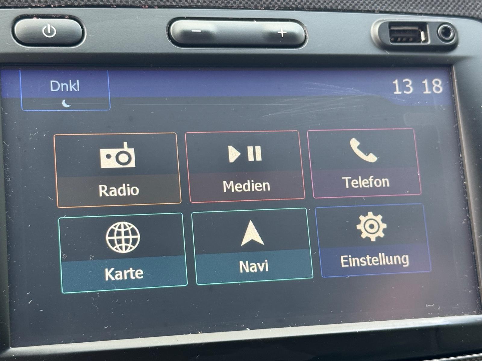 Dacia Sandero II NAVI KAMERA 1 HAND HU NEU 74 PS