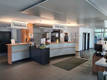 Fahrzeugabbildung Volkswagen T-Cross Life Limited 1.0 TSI AHK Klima