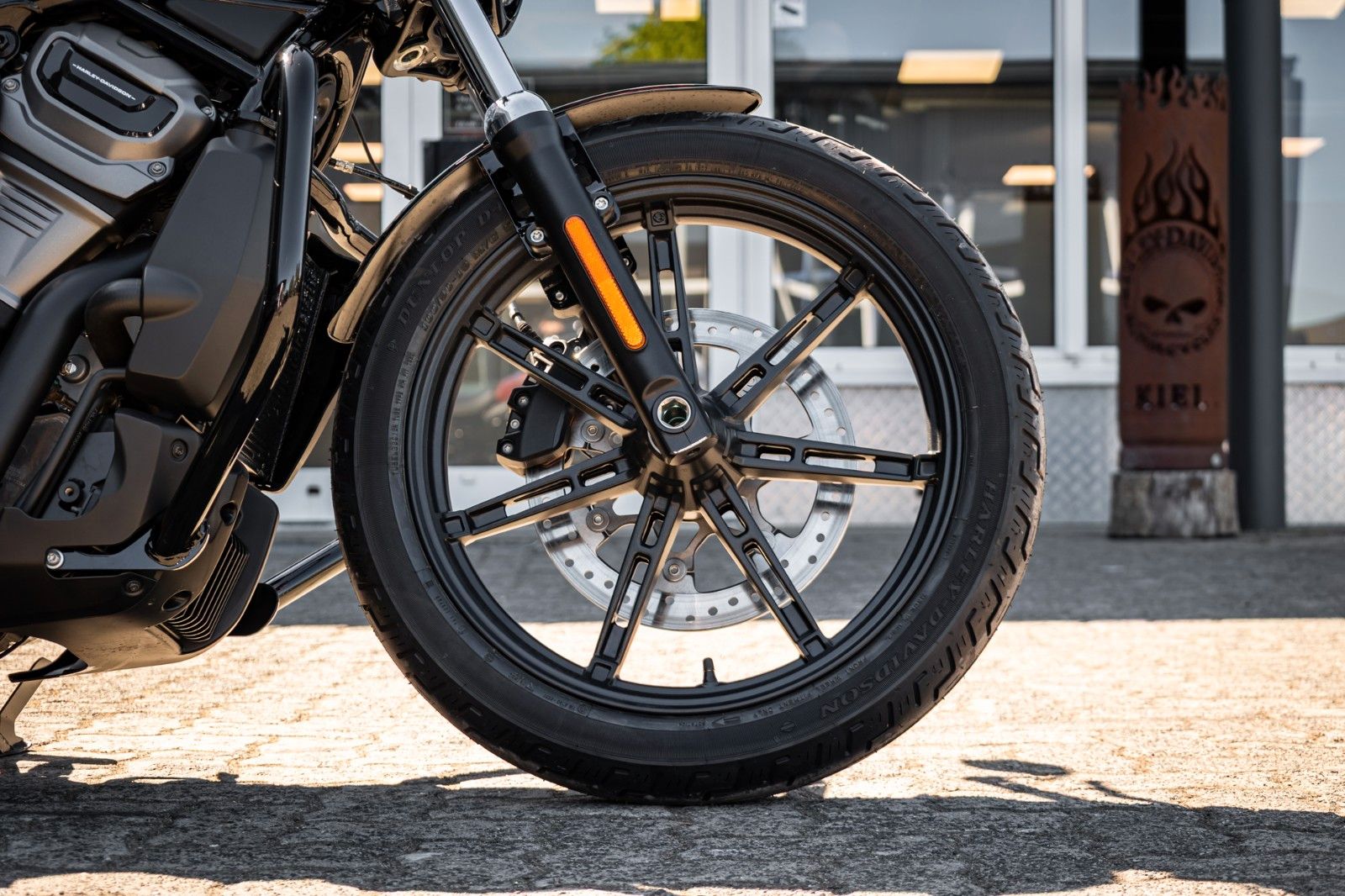 Fahrzeugabbildung Harley-Davidson Nightster RH975 - Jekill & Hyde -