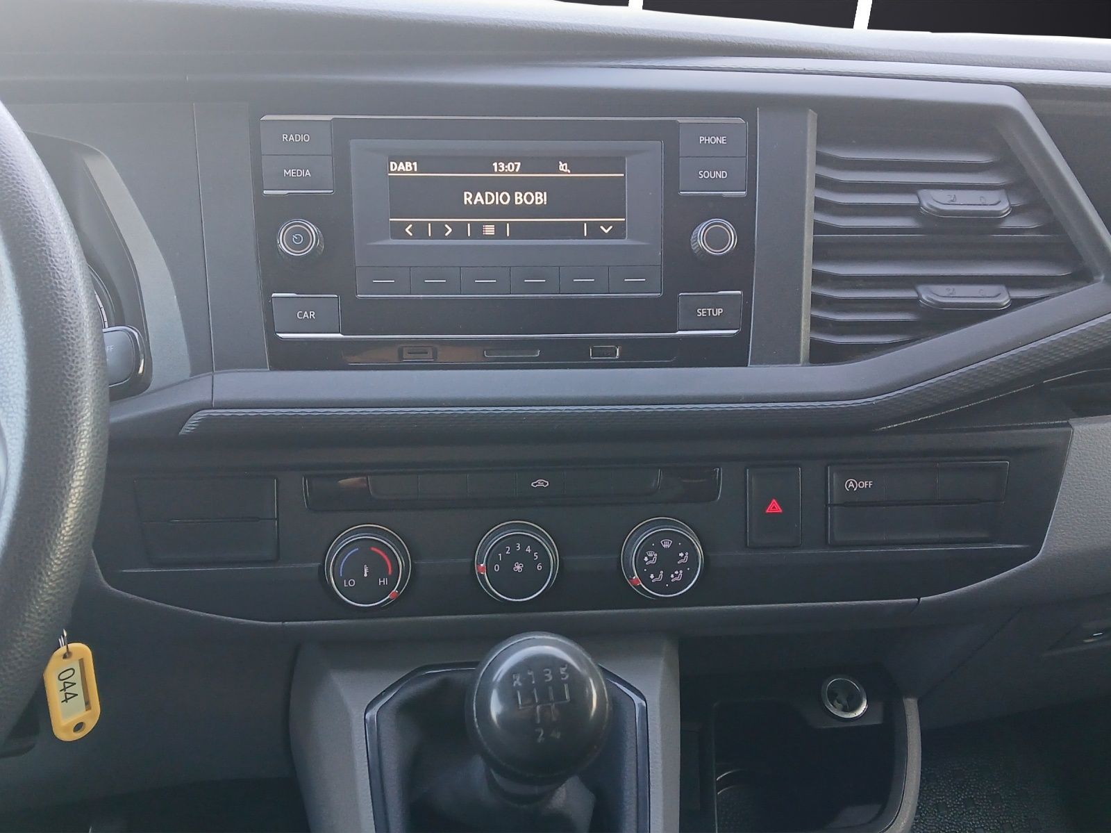 Fahrzeugabbildung Volkswagen T6 Transporter T6.1 TDI Kasten EcoProfi AHK DAB