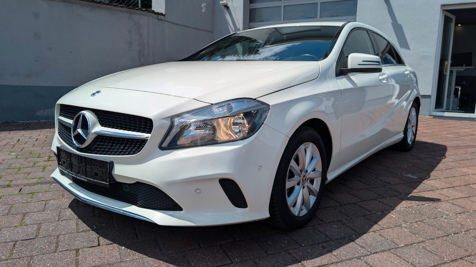 MERCEDES-BENZ A 200 CDI / d Automatik,Navi,Teilleder