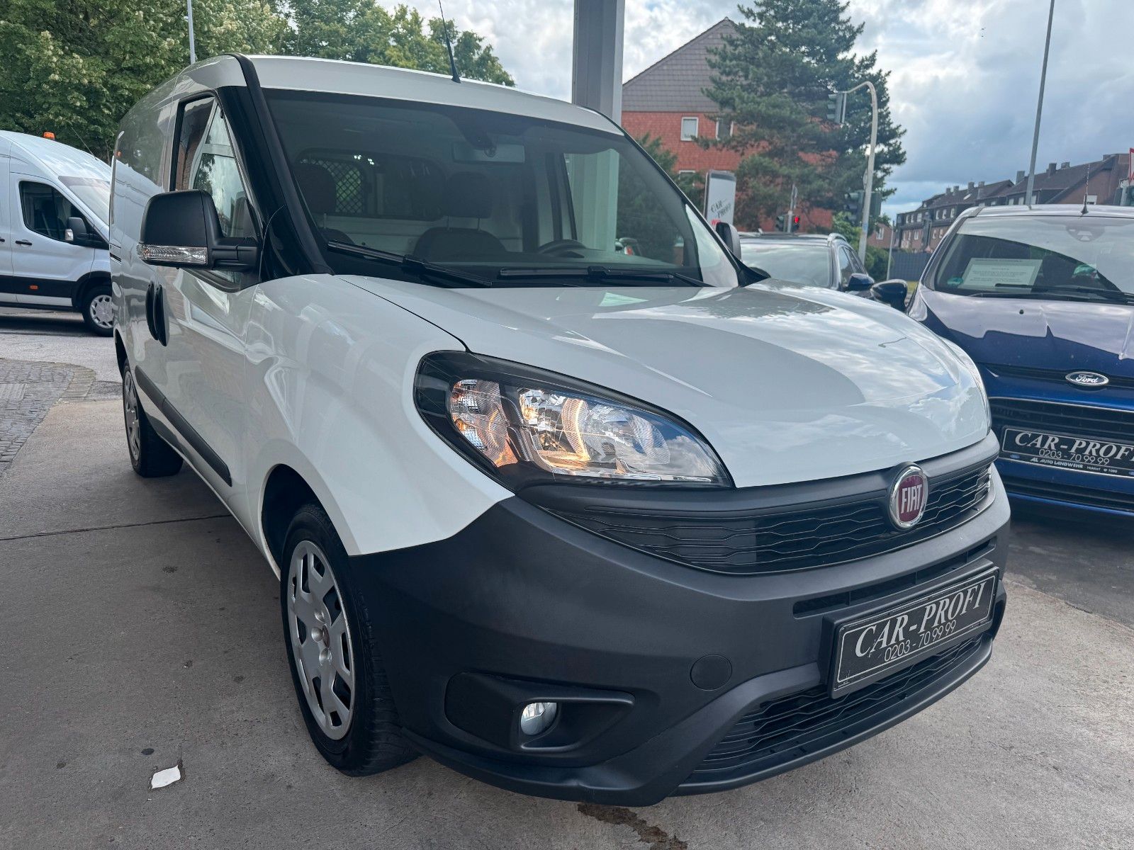 Fahrzeugabbildung Fiat Doblo SX Kasten Innenausbau/Navi/1.Hand