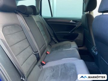 Volkswagen Golf - 12