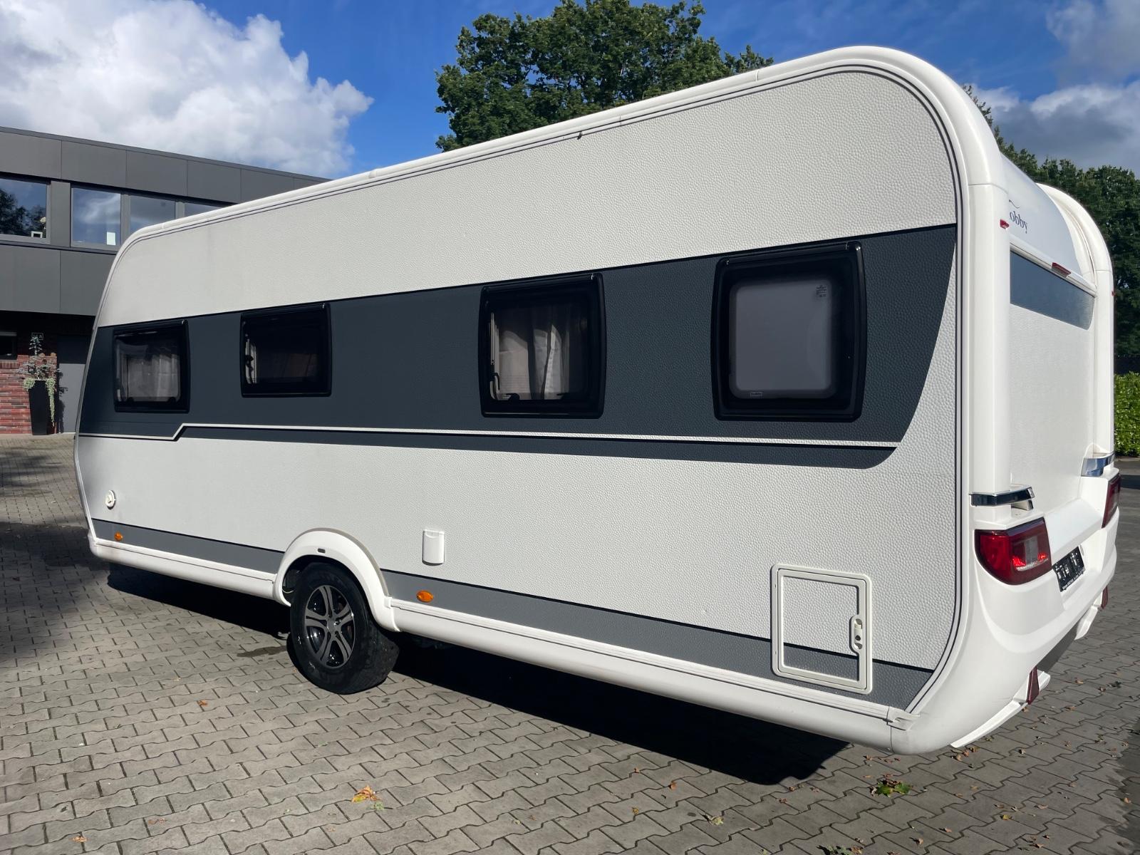 Hobby 560 WfU Heckbad mit Dusche Mover Markise Fußbod