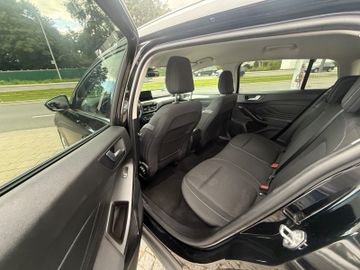 Ford Focus - 11