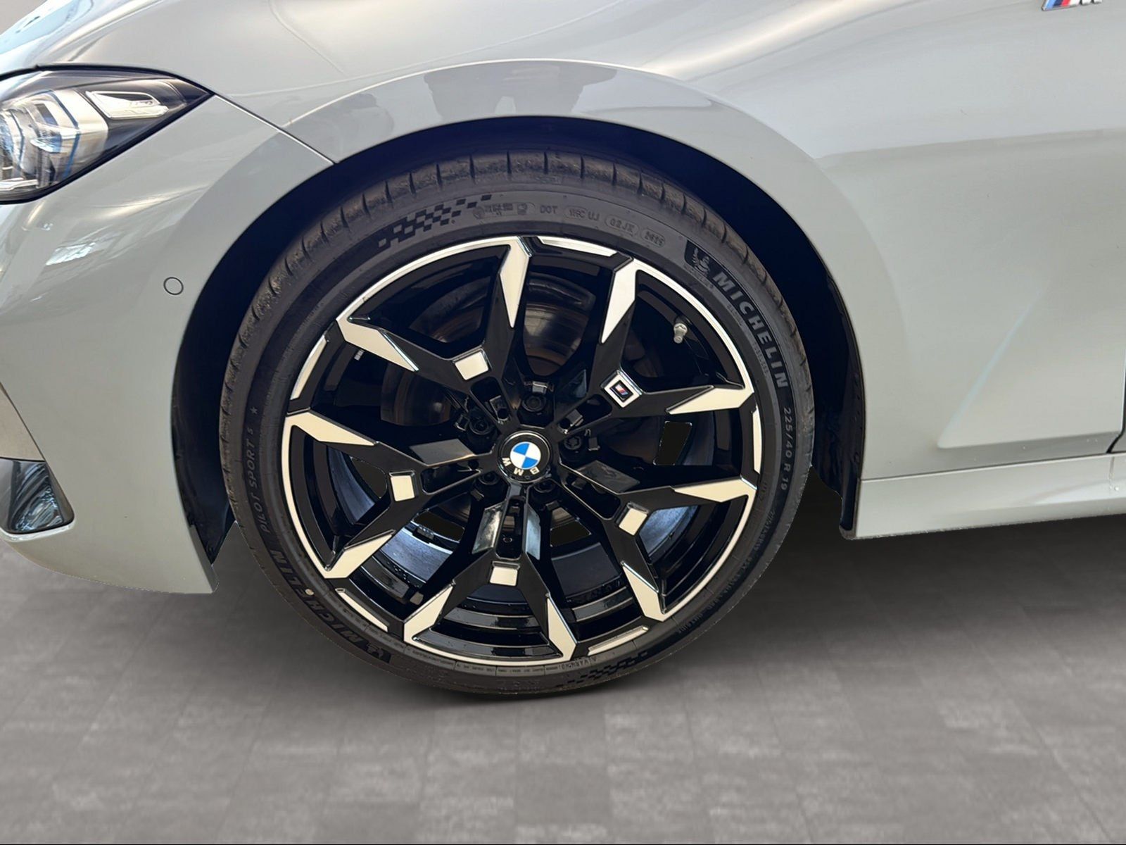 BMW 320 - Bild 10